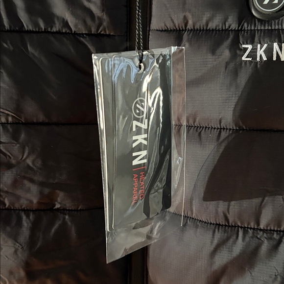 ZKN Black Zip Front Puffer Vest,Unisex,Size Large,NEW with TAGS - Picture 6 of 11